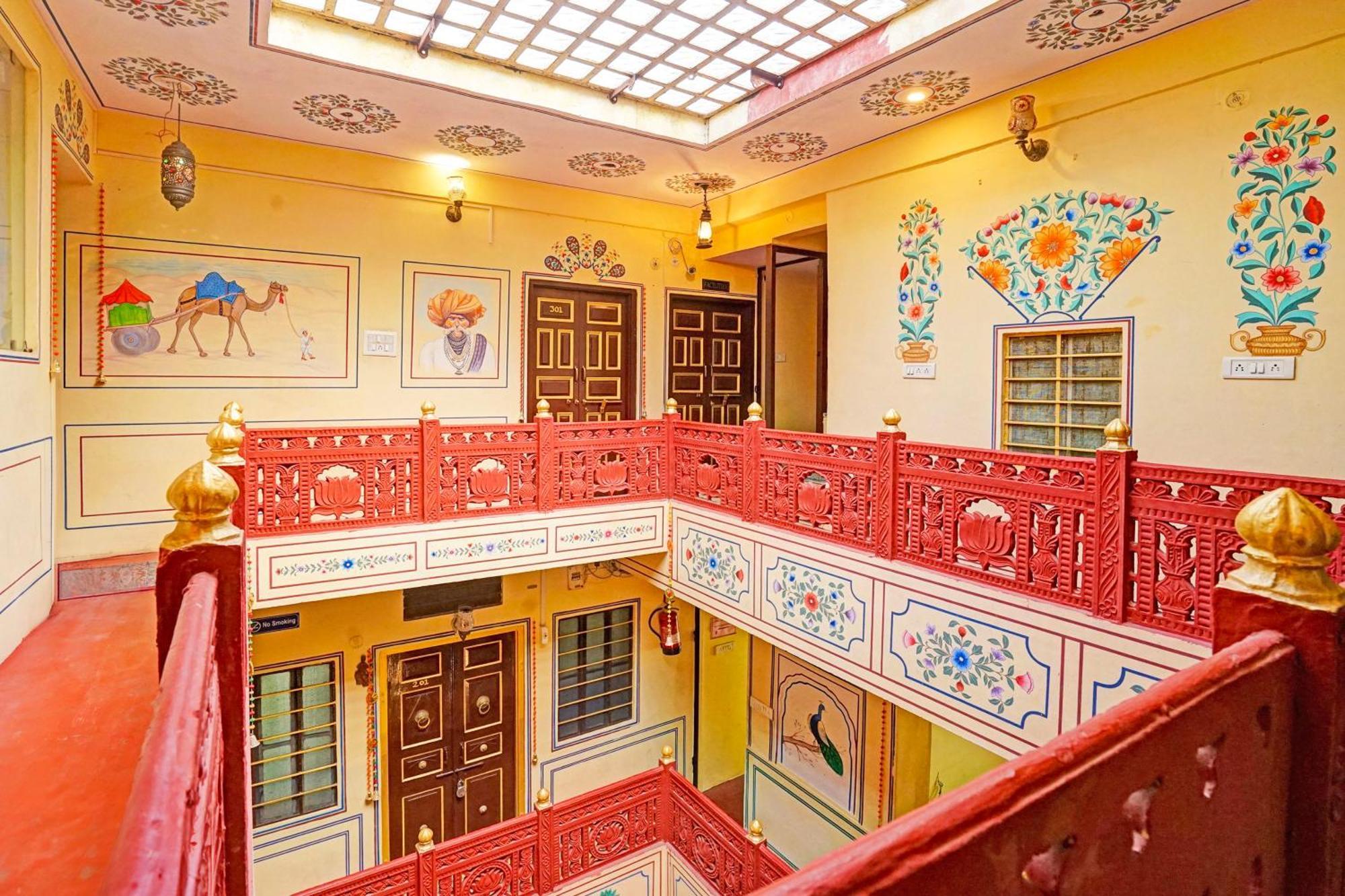 Super Collection O Ramganj Near Hawa Mahal Ξενοδοχείο Τζαϊπούρ Εξωτερικό φωτογραφία