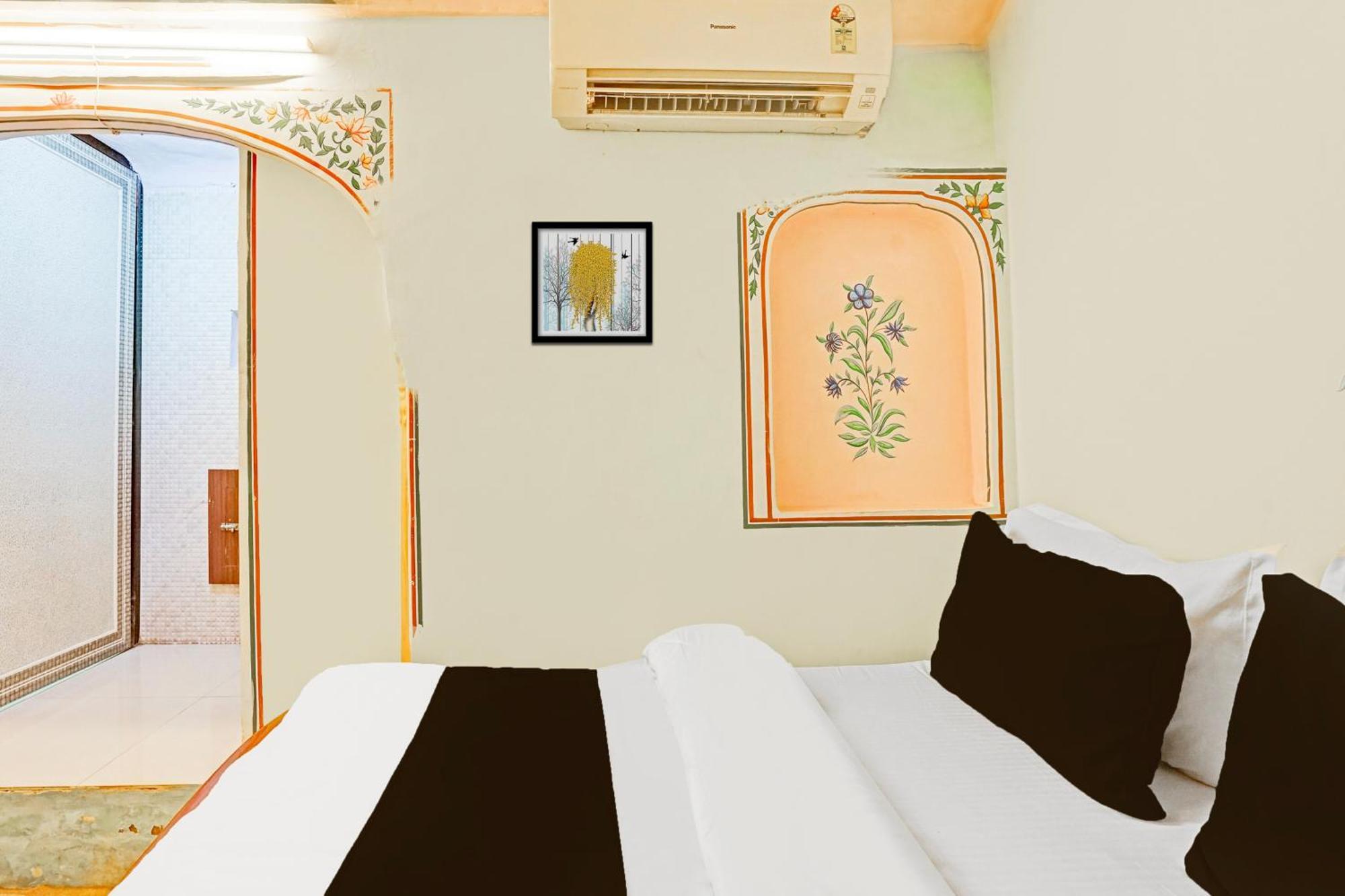 Super Collection O Ramganj Near Hawa Mahal Ξενοδοχείο Τζαϊπούρ Εξωτερικό φωτογραφία