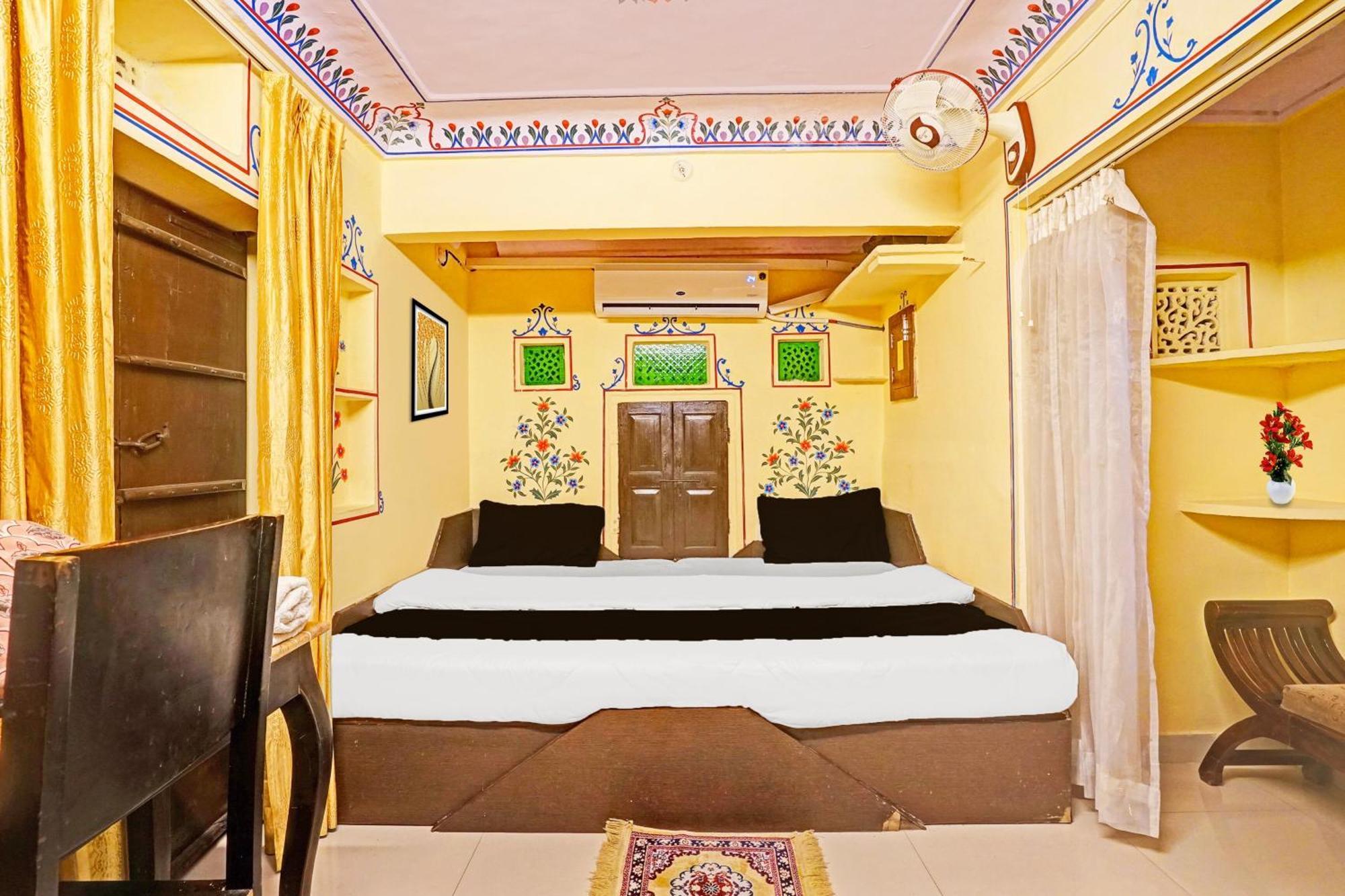 Super Collection O Ramganj Near Hawa Mahal Ξενοδοχείο Τζαϊπούρ Εξωτερικό φωτογραφία