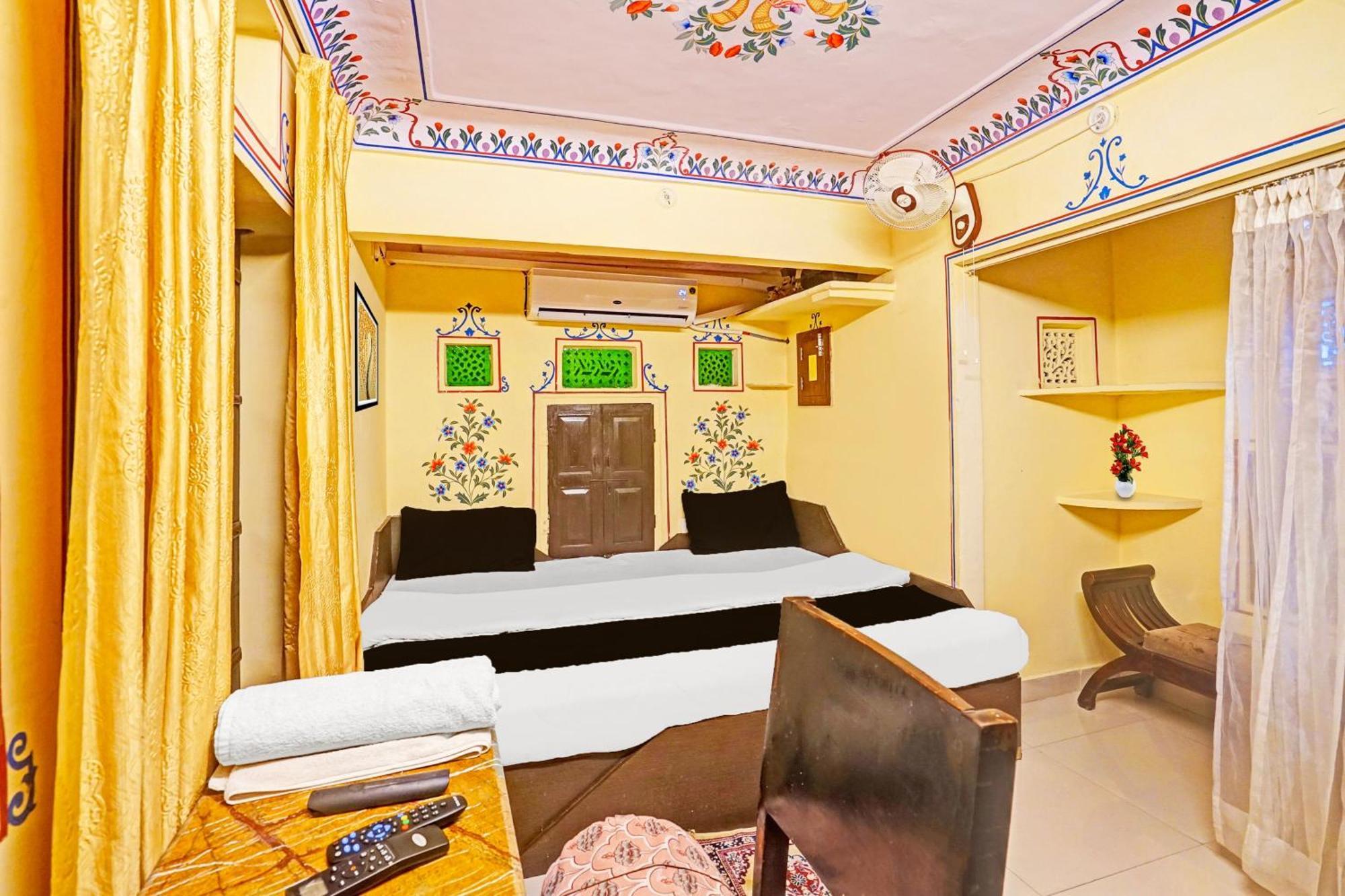 Super Collection O Ramganj Near Hawa Mahal Ξενοδοχείο Τζαϊπούρ Εξωτερικό φωτογραφία